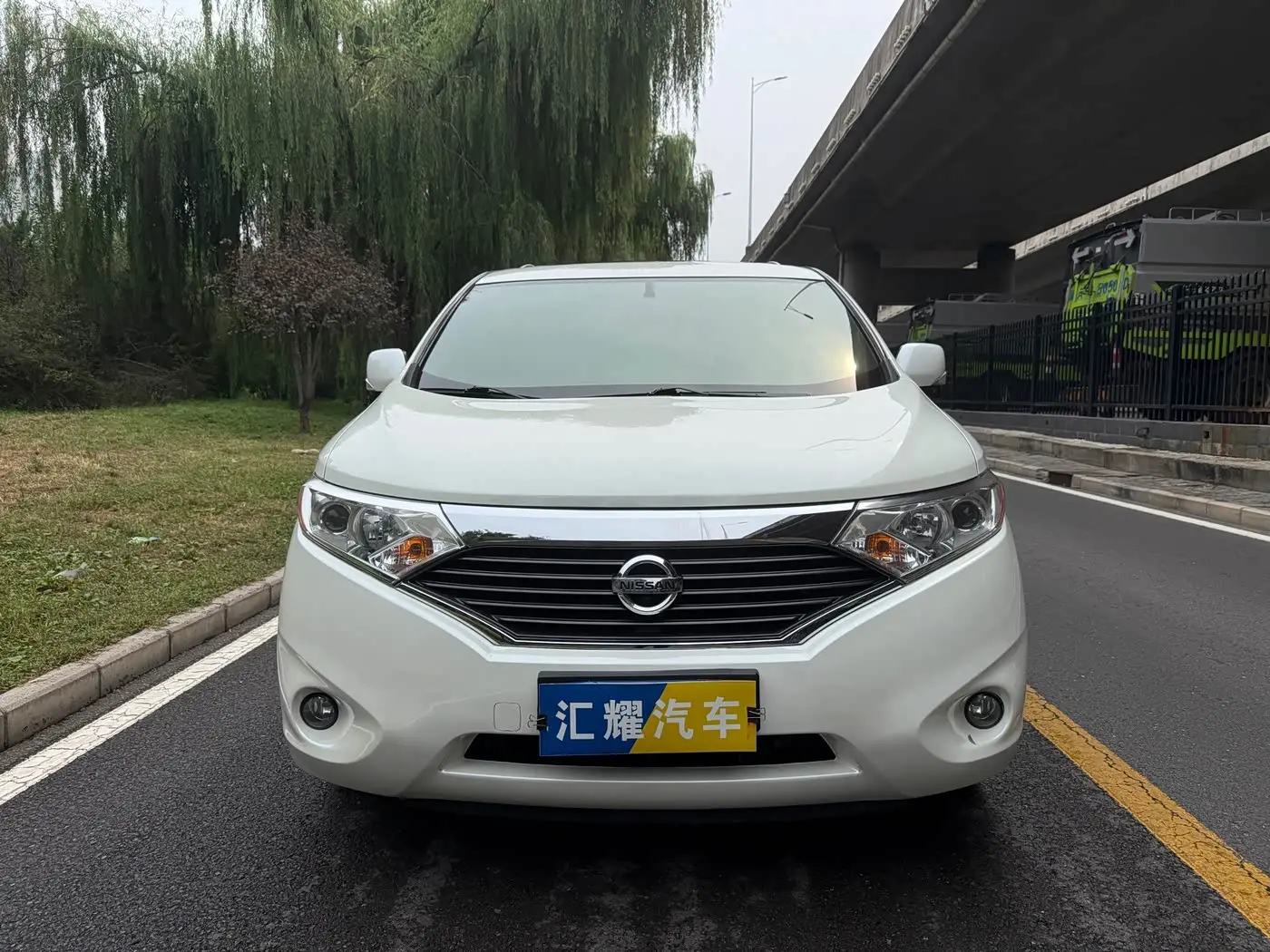 Nissan Quest 2018 — Şəkil 2/11