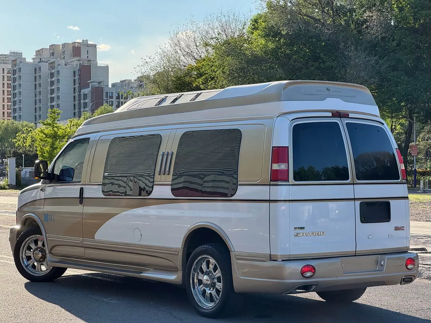 GMC Savana 2010 — Photo 5/15