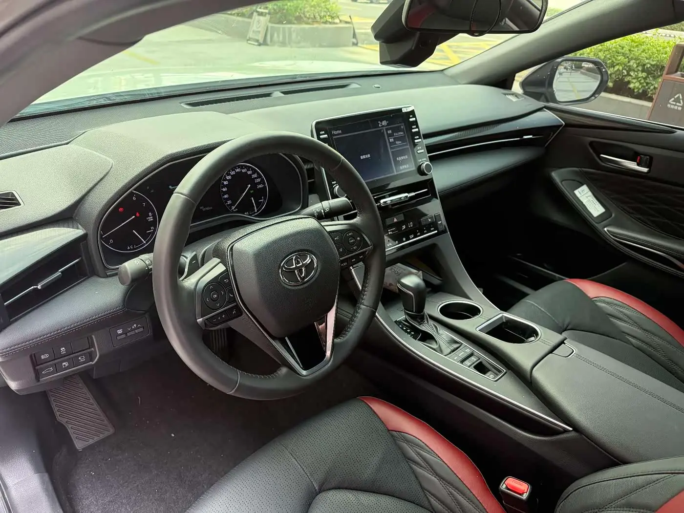 Toyota Avalon 2021 — ფოტო 9/10