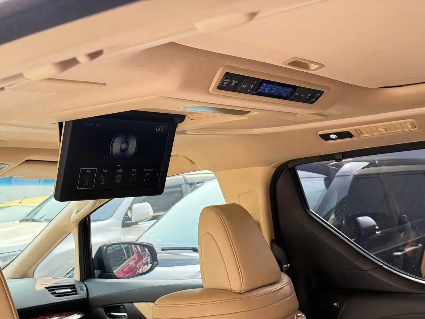 Toyota Alphard 2018 — Şəkil 20/20