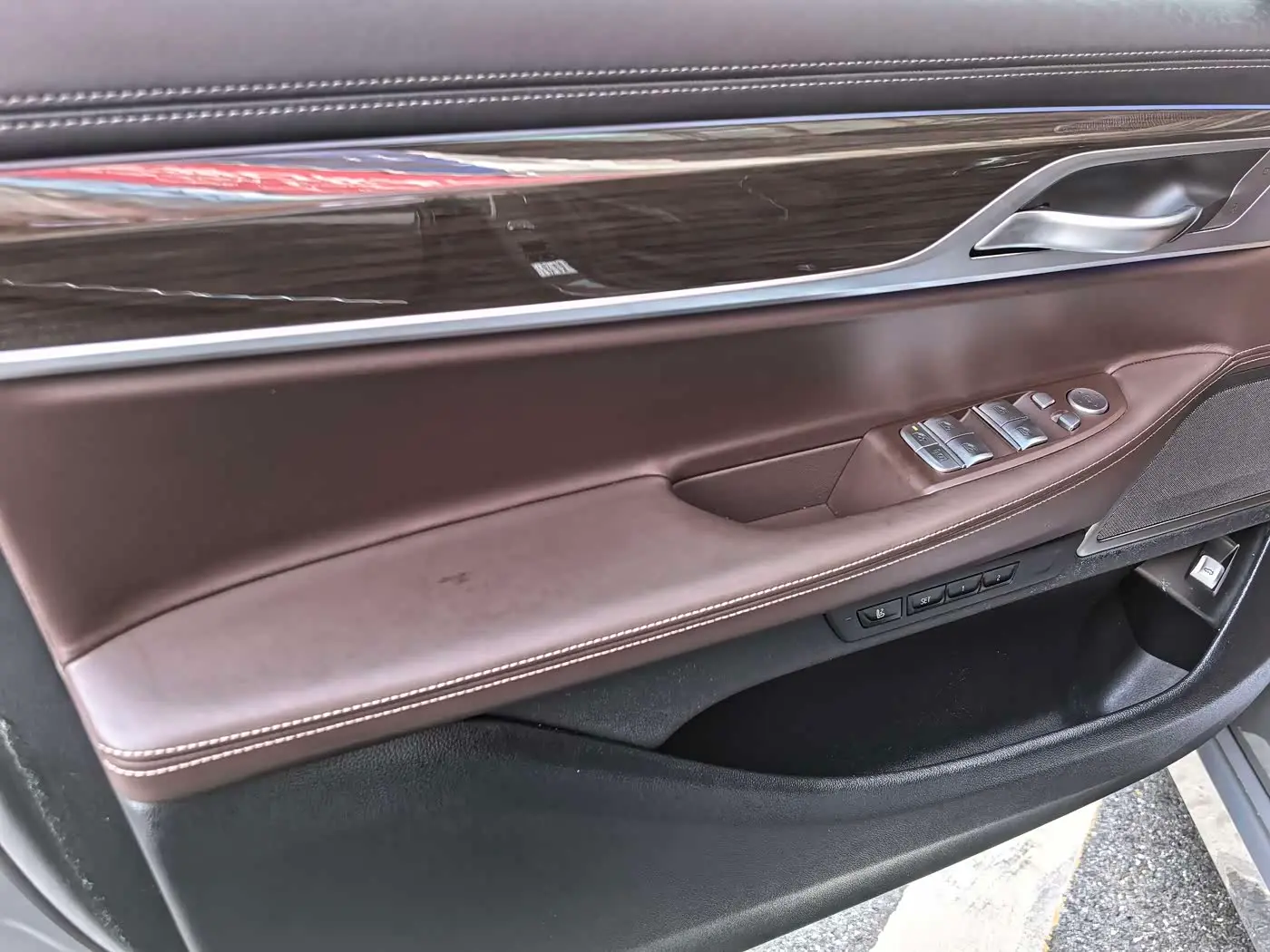 BMW 7 Series 2020 — Photo 12/20