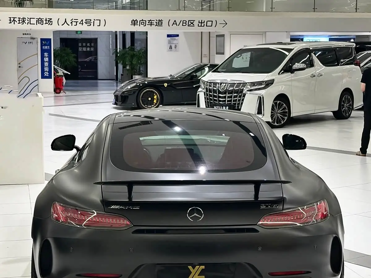 Mercedes-Benz AMG GT 2019 — Фото 5/9