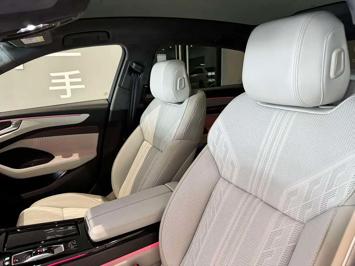 Audi A6L 2026 — Photo 8/20