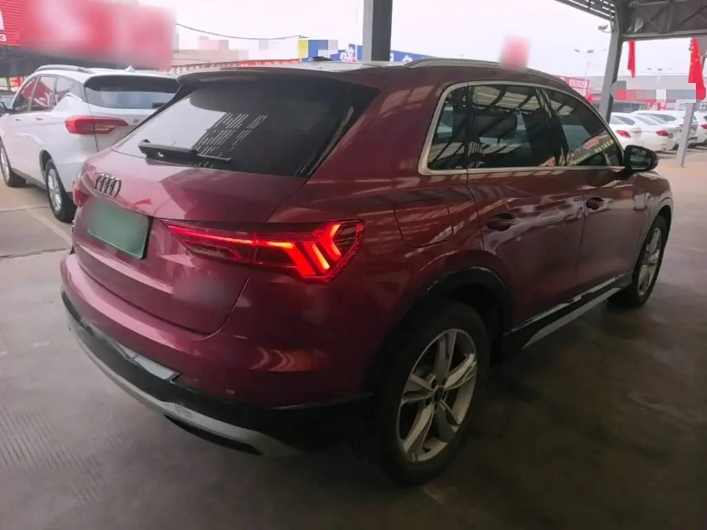 Audi Q3 2021 — Photo 7/20