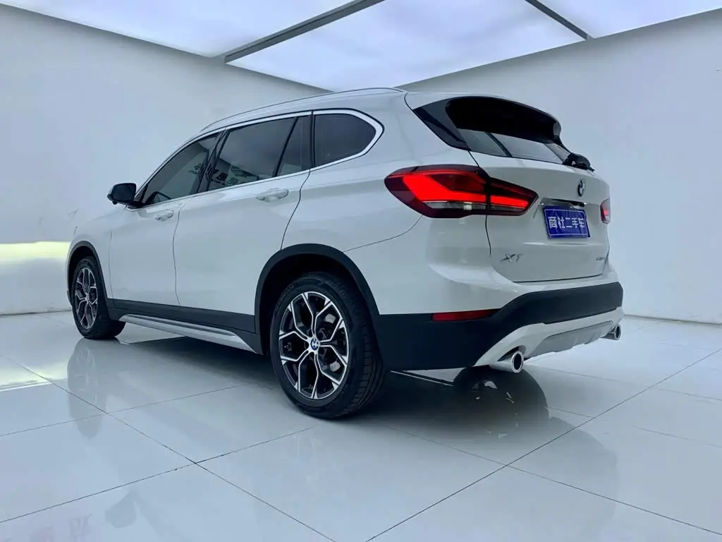 BMW X1 2022 — Фото 7/20