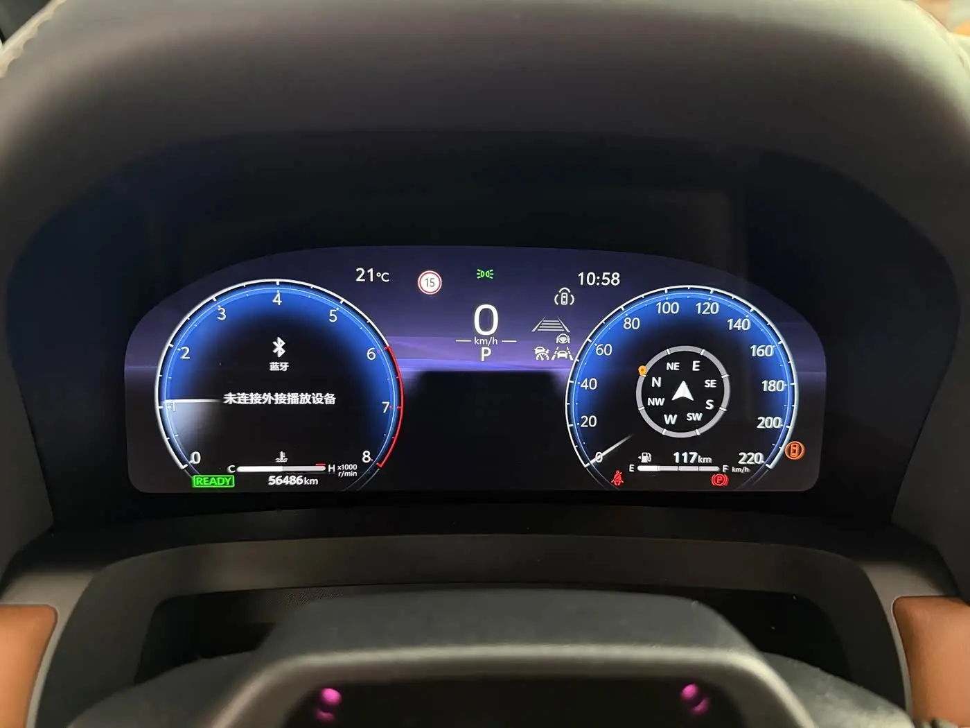 Toyota Alphard 2023 — Photo 8/20
