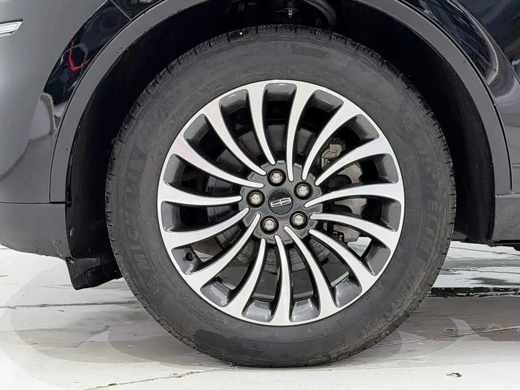 Lincoln Aviator 2021 — Şəkil 11/20