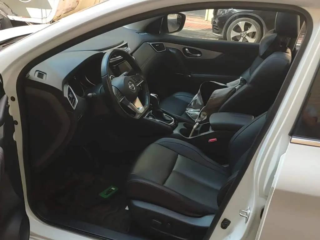 Nissan Qashqai 2023 — Photo 13/19