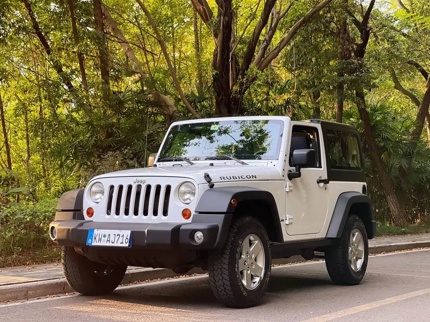 Jeep Wrangler 2011 — Şəkil 13/20