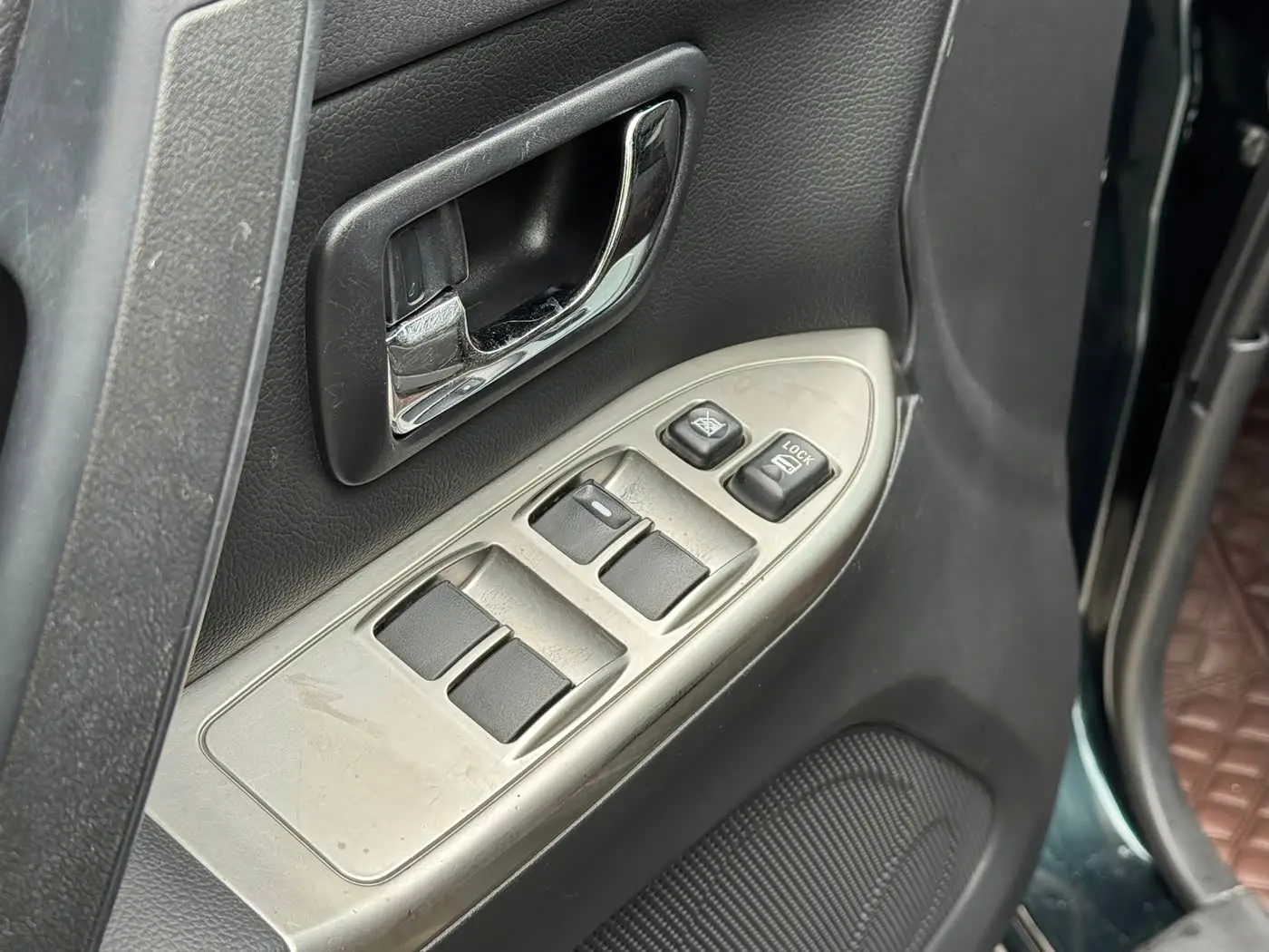 Mitsubishi Pajero 2015 — Şəkil 8/20