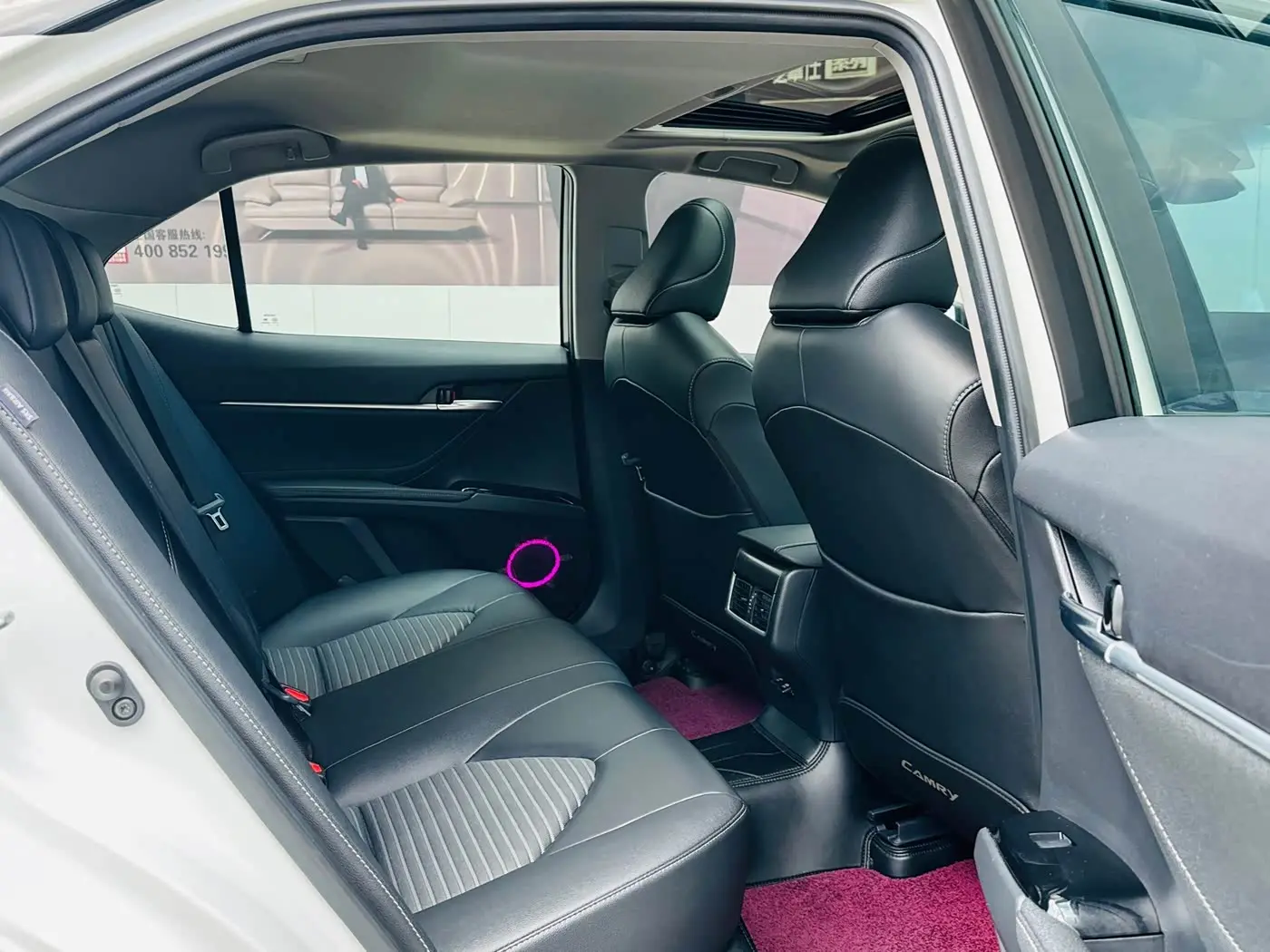 Toyota Camry 2023 — Şəkil 14/20
