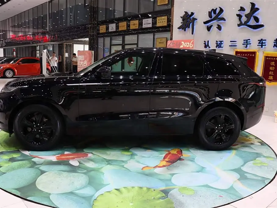 Land Rover Range Rover Velar 2023 — Photo 3/20
