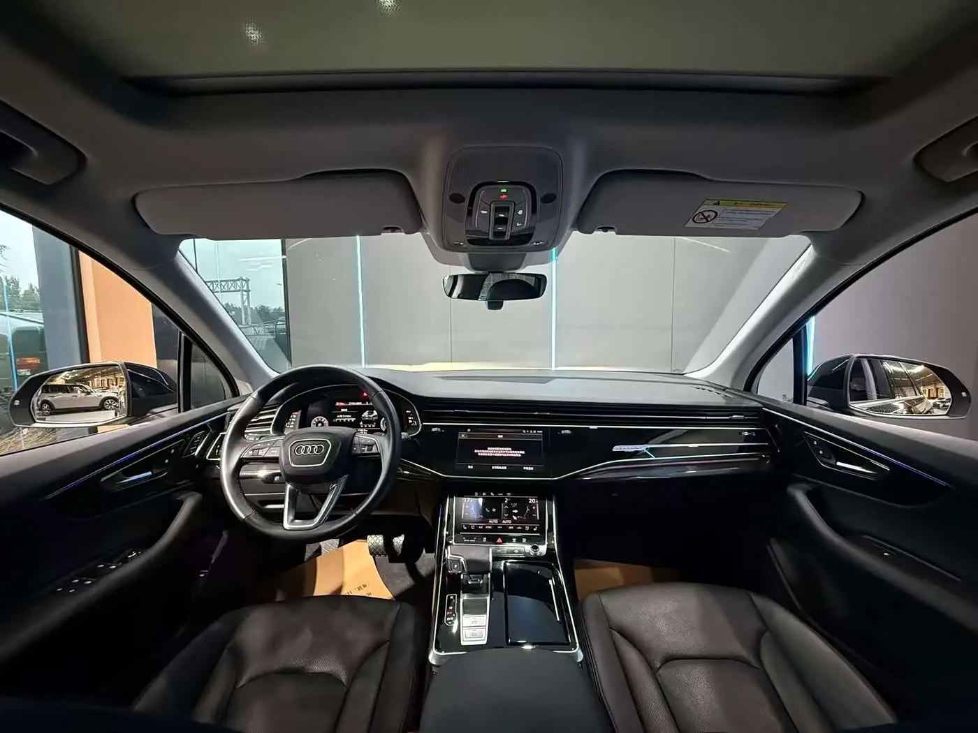 Audi Q7 2021 — ფოტო 9/12