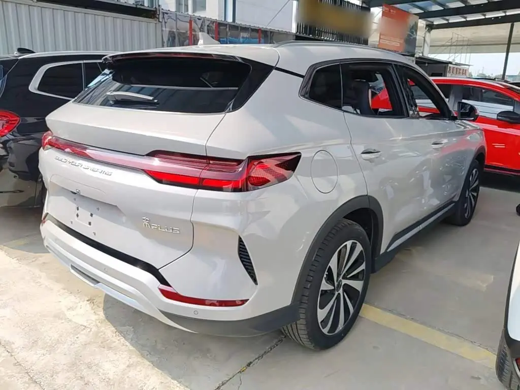 BYD Song PLUS PHEV 2024 — Фото 6/19