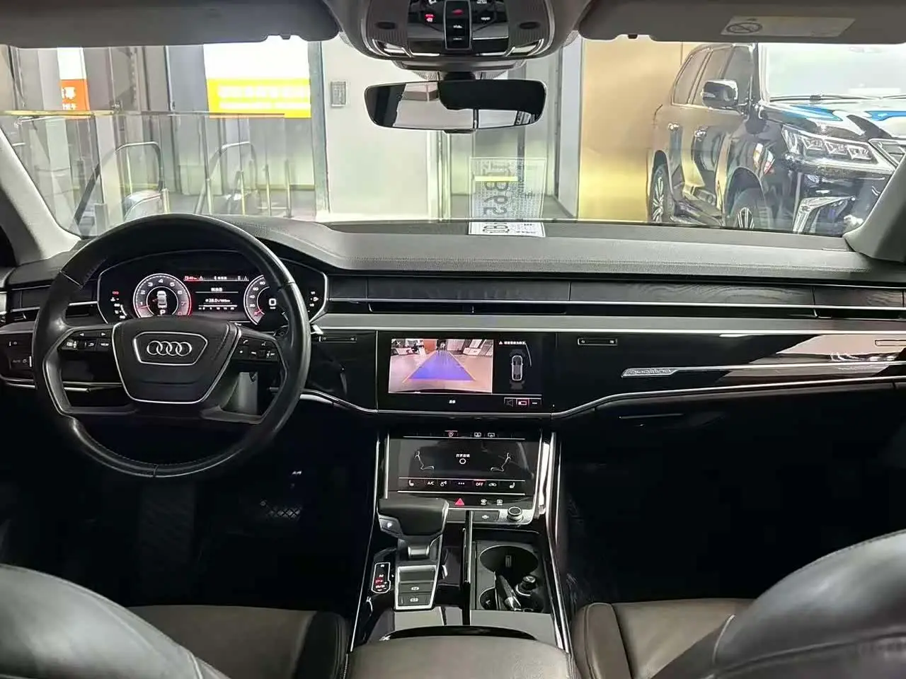 Audi A8 2018 — Photo 6/17