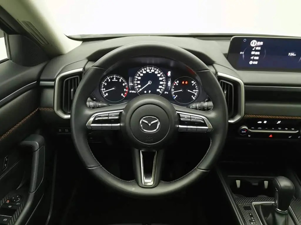 Mazda CX-50 Xingye 2023 — Фото 11/20