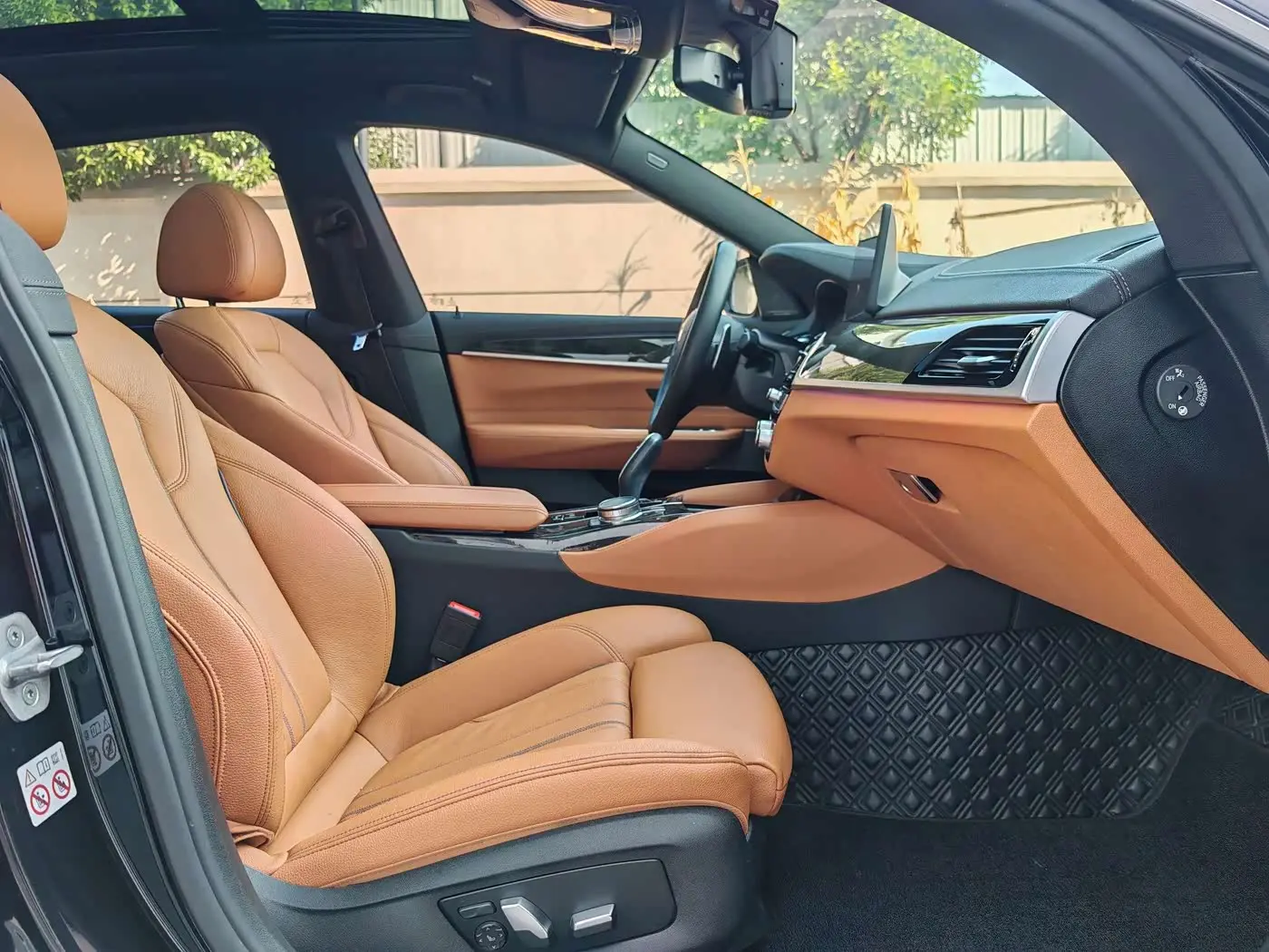 BMW 6 Series GT 2020 — ფოტო 18/20