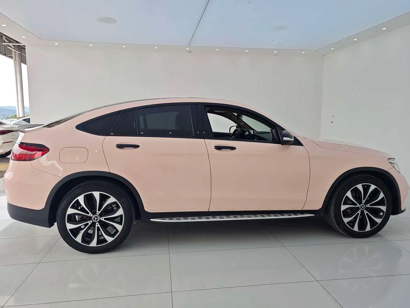 Mercedes-Benz GLC Coupe 2017 — Фото 13/20
