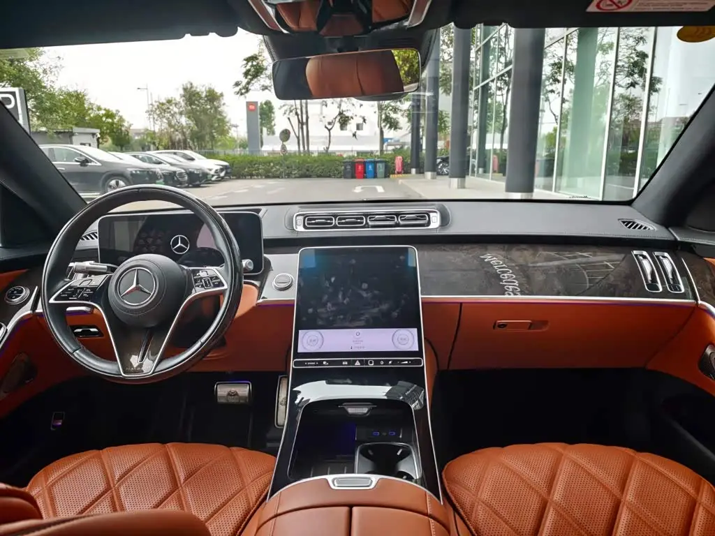 Mercedes-Benz Maybach S-Class 2025 — Фото 8/8
