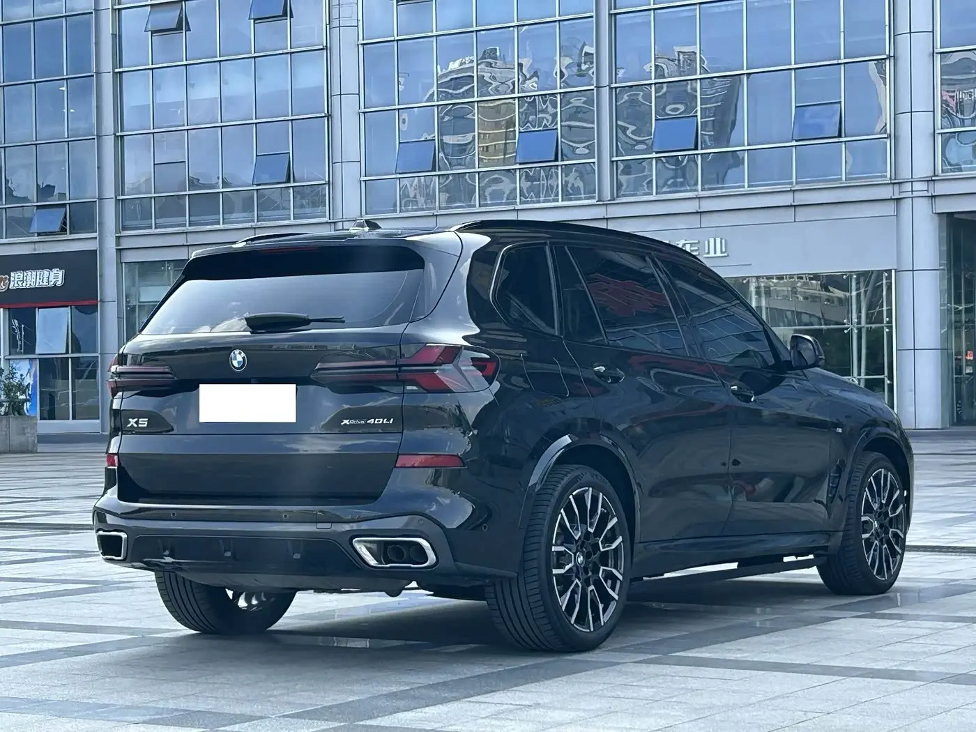 BMW X5 2025 — Фото 6/20