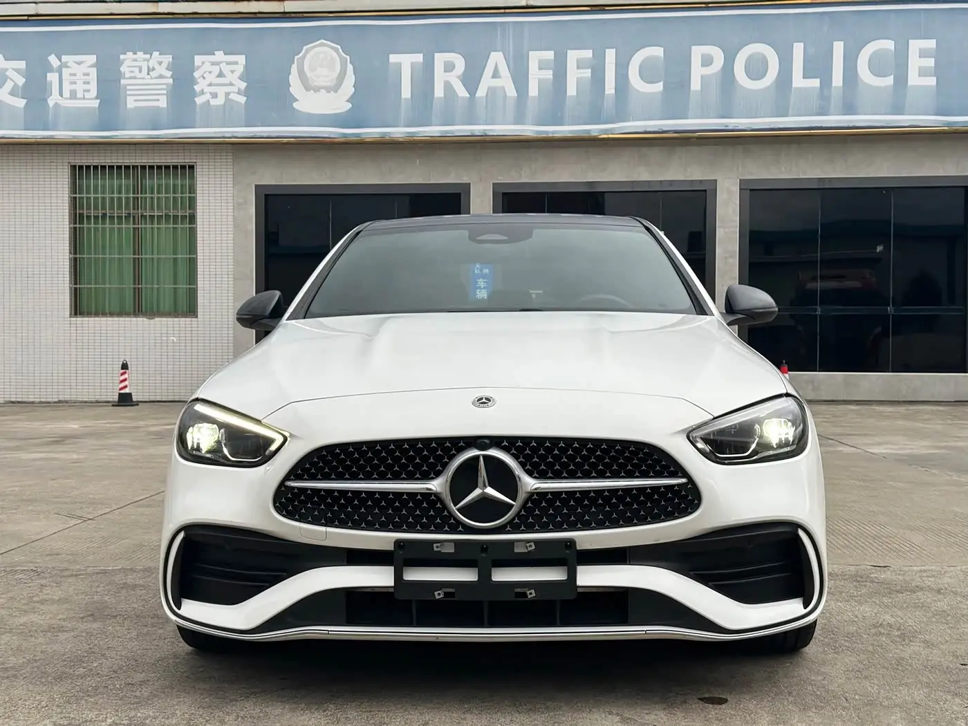 Mercedes-Benz C-Class 2023 — Фото 2/10