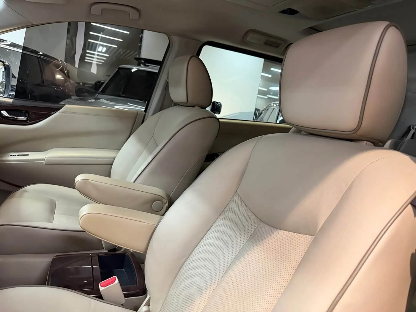 Nissan Quest 2016 — Şəkil 9/20