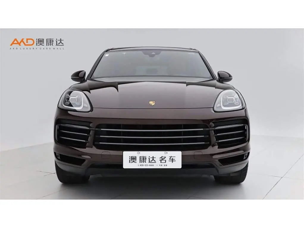 Porsche Cayenne New Energy 2021 — Photo 2/10