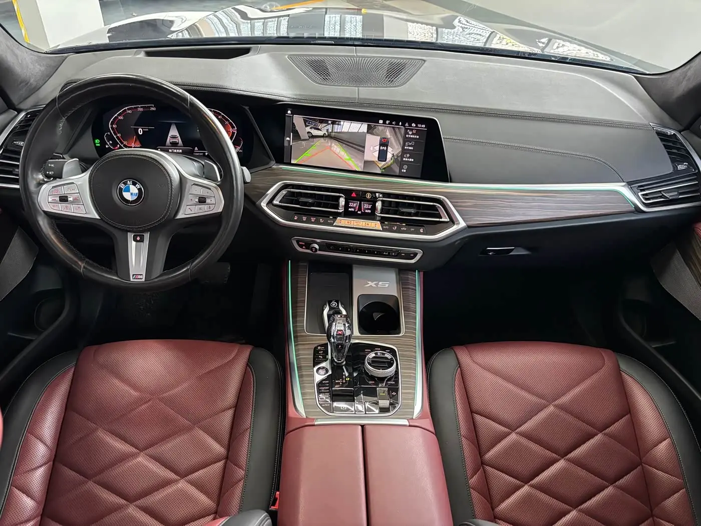 BMW X5 2022 — Photo 8/16