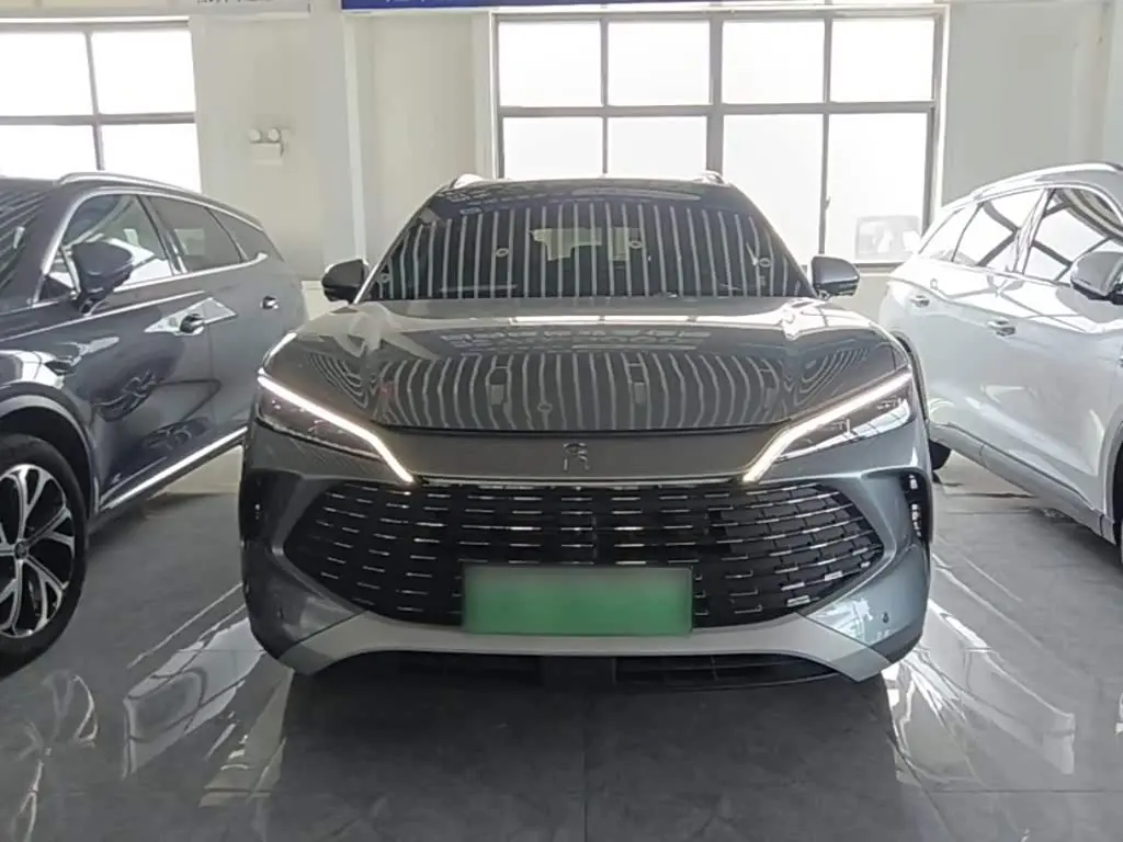 BYD Song L DM-i 2025 — Фото 3/20