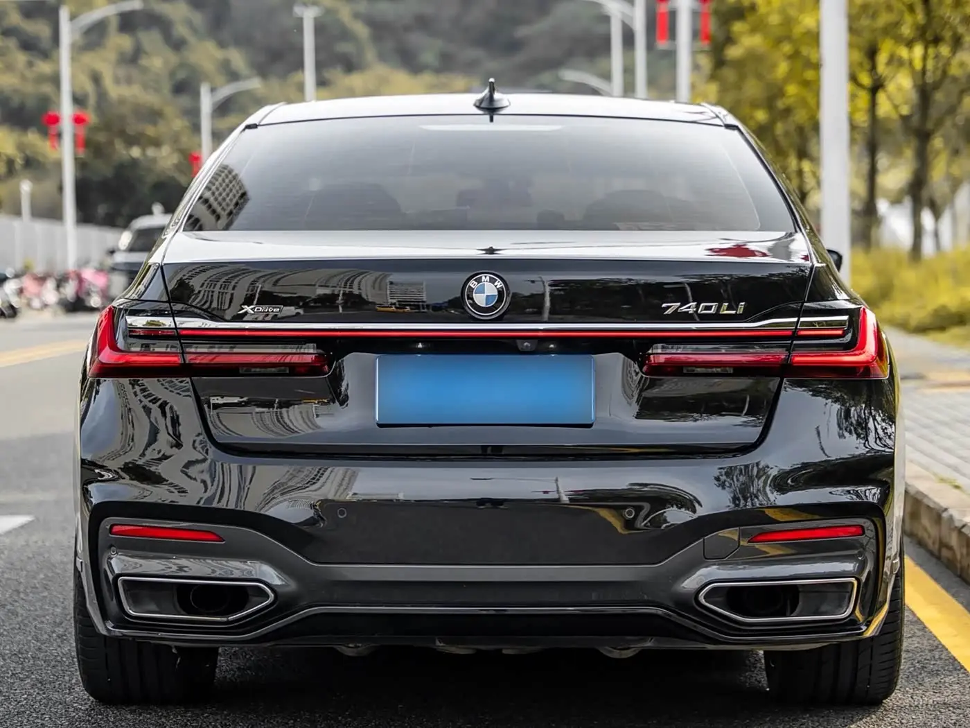 BMW 7 Series 2020 — Photo 7/19