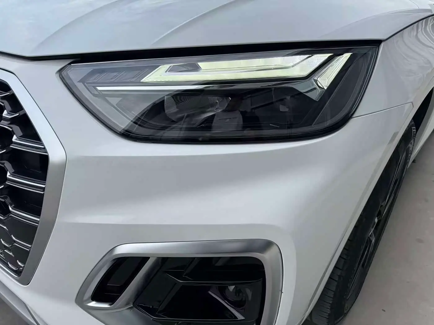 Audi Q5L 2024 — Photo 4/16