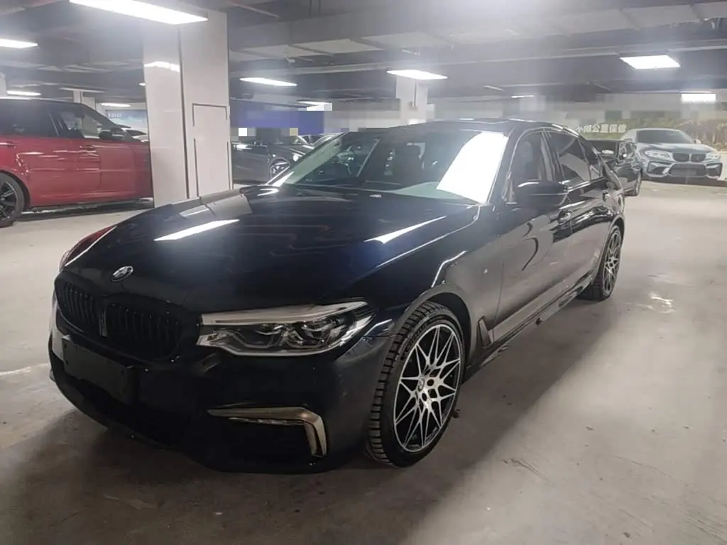 BMW 5 Series 2018 — Фото 1/19