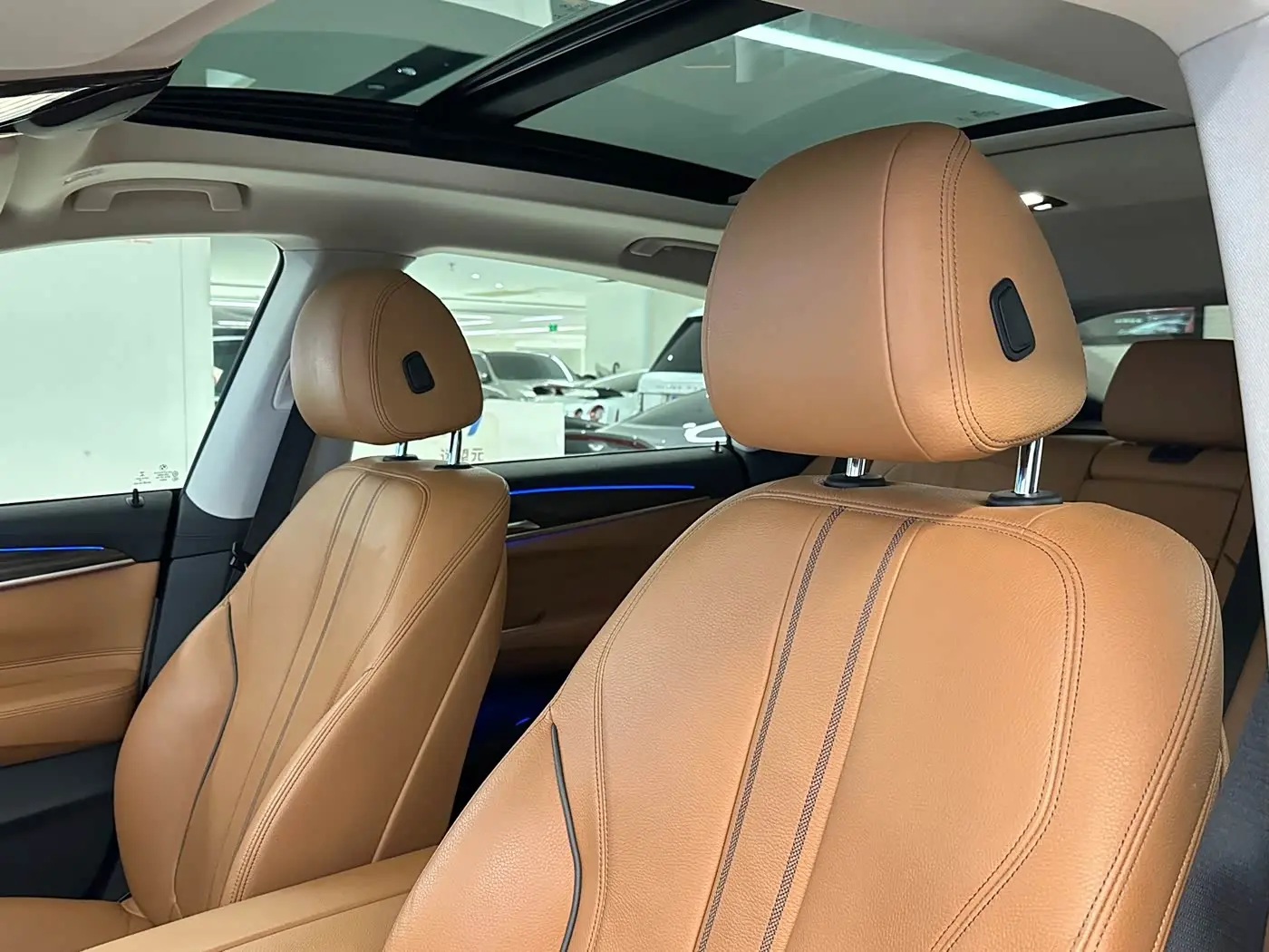 BMW 6 Series GT 2019 — Фото 11/20