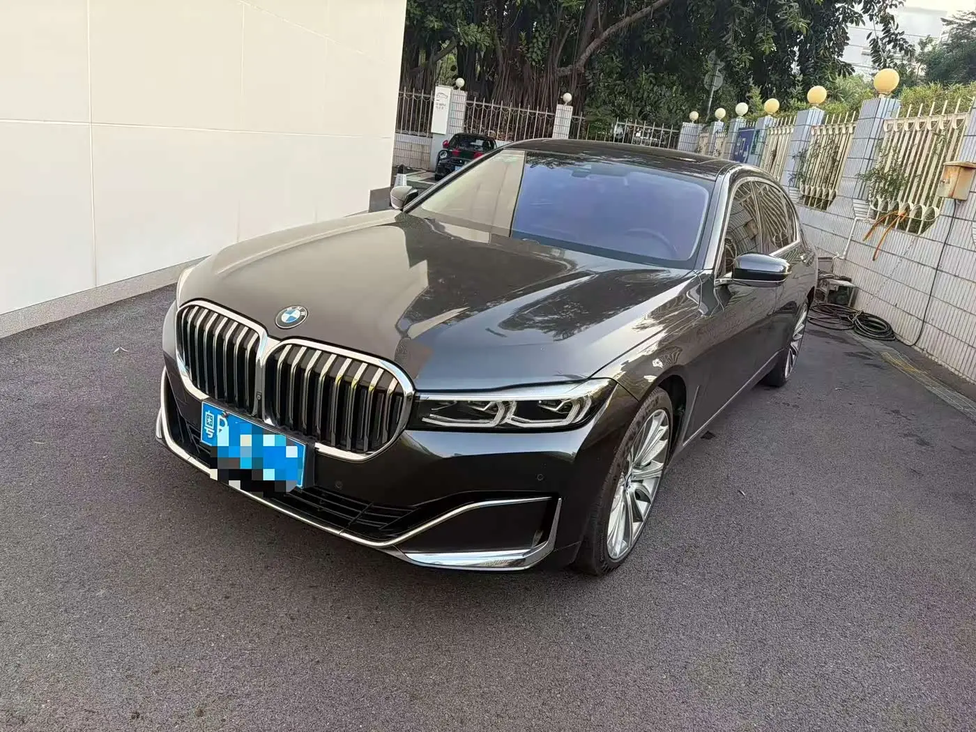 BMW 7 Series 2020 — Фото 1/11