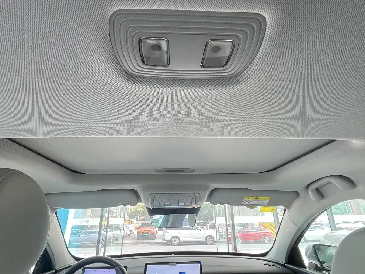 BYD Hai Bao 05 DM-i 2025 — Фото 13/17