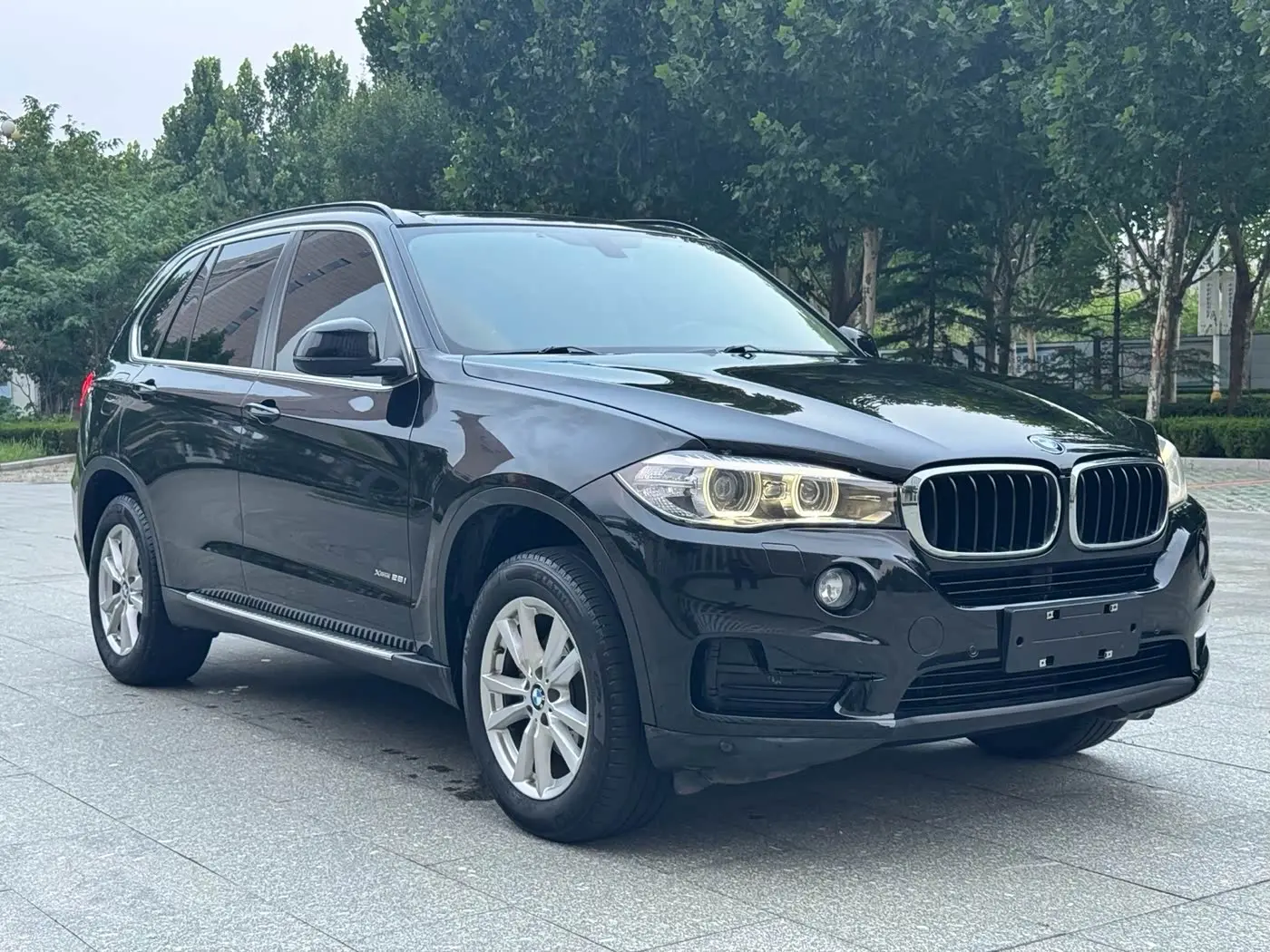 BMW X5 2016 — Фото 3/9