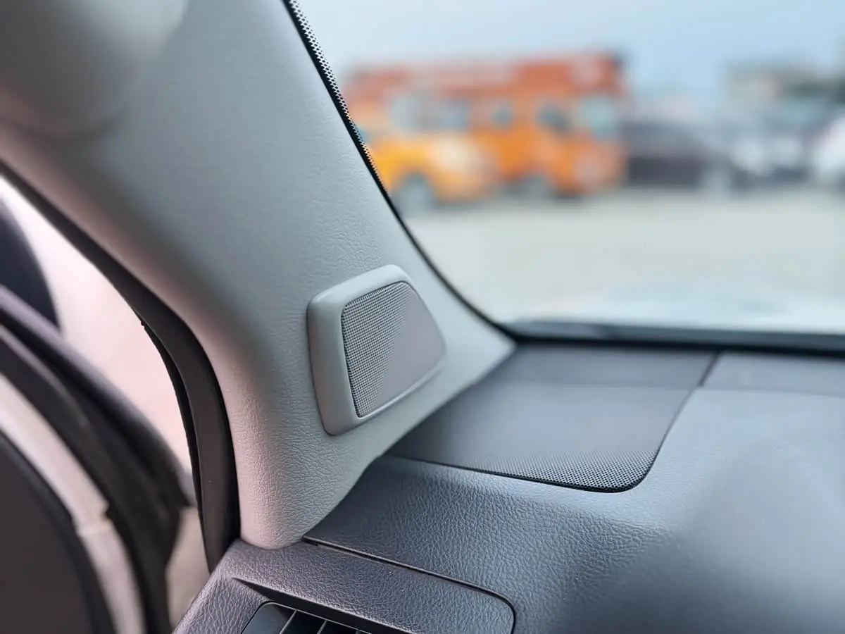 Toyota Prado 2017 — Photo 15/20