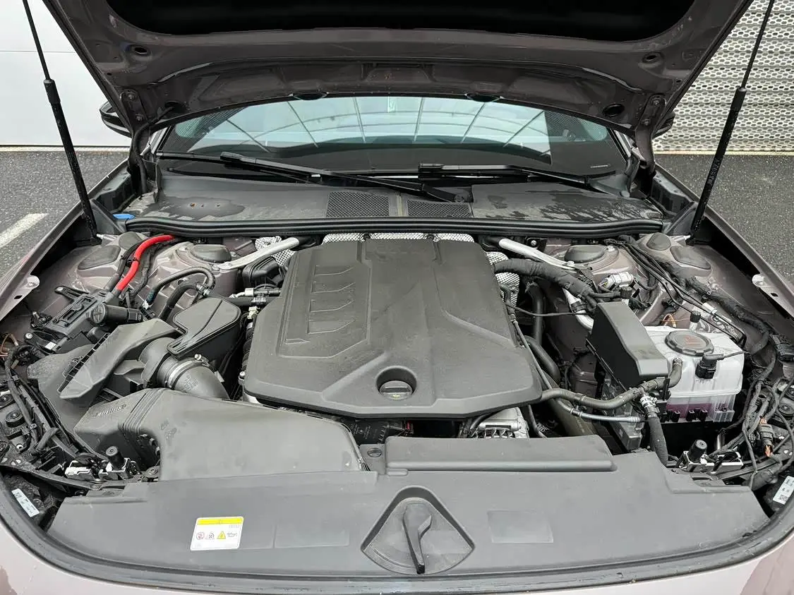 Audi A5L 2025 — Şəkil 17/20