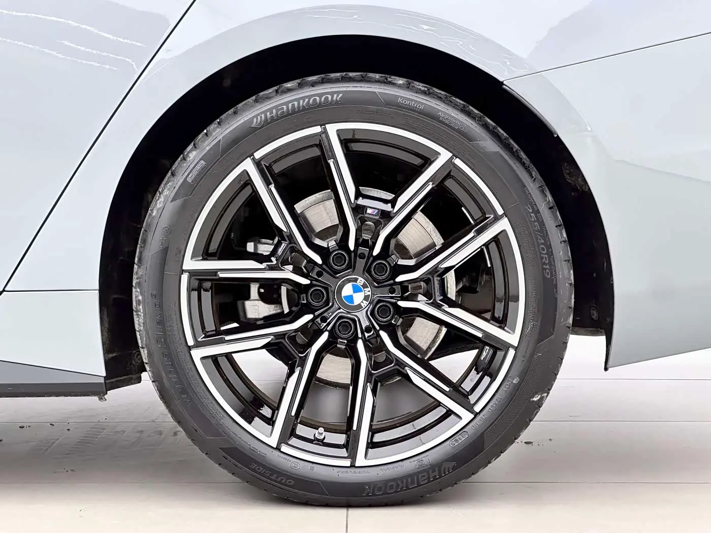 BMW 4 Series 2024 — Photo 11/17