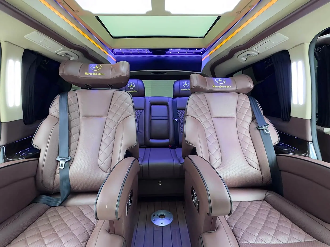 Mercedes-Benz V-Class 2018 — Şəkil 14/19