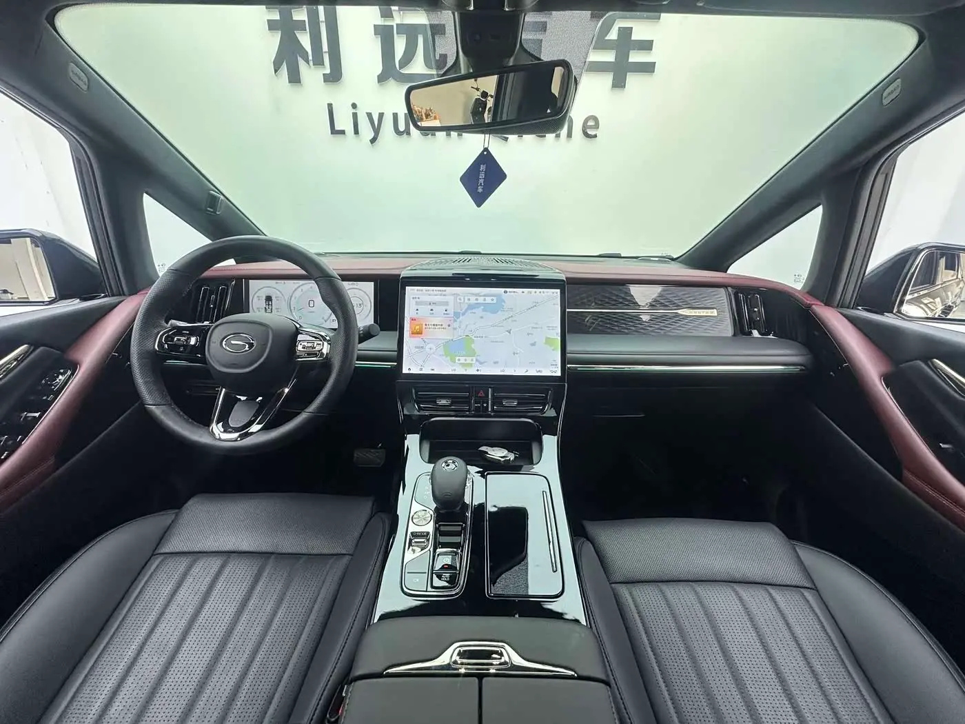 GAC Trumpchi Trumpchi M8 2024 — Фото 6/17