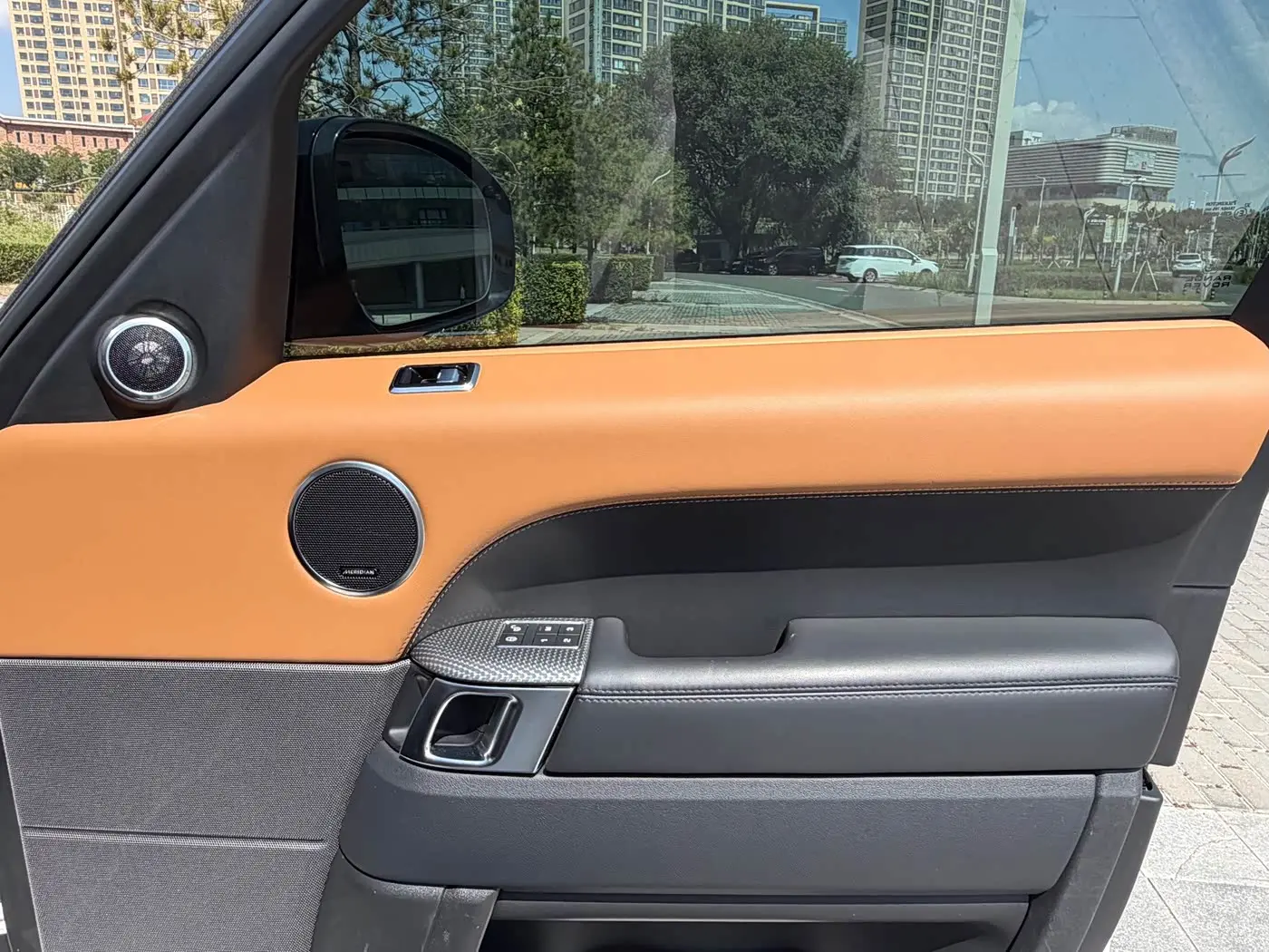 Land Rover Range Rover Sport 2019 — Photo 20/20