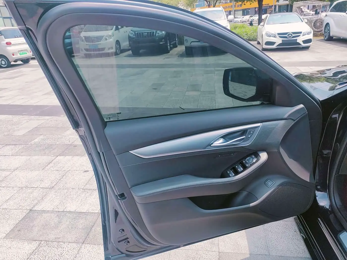 Cadillac CT5 2024 — Photo 17/20