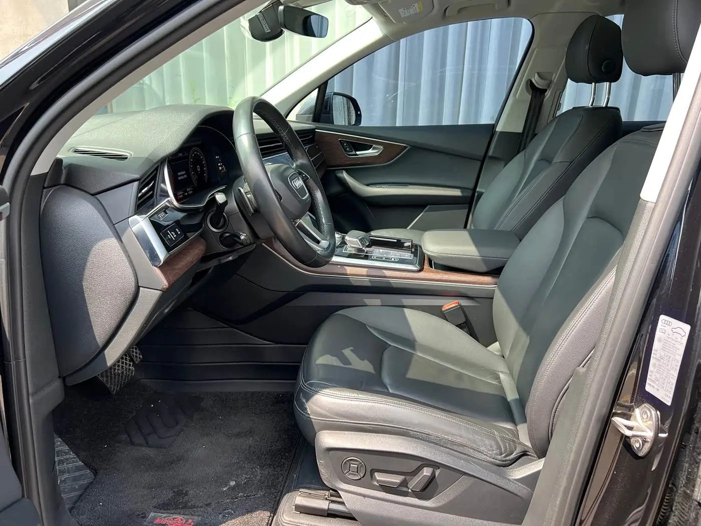 Audi Q7 2021 — Şəkil 4/16