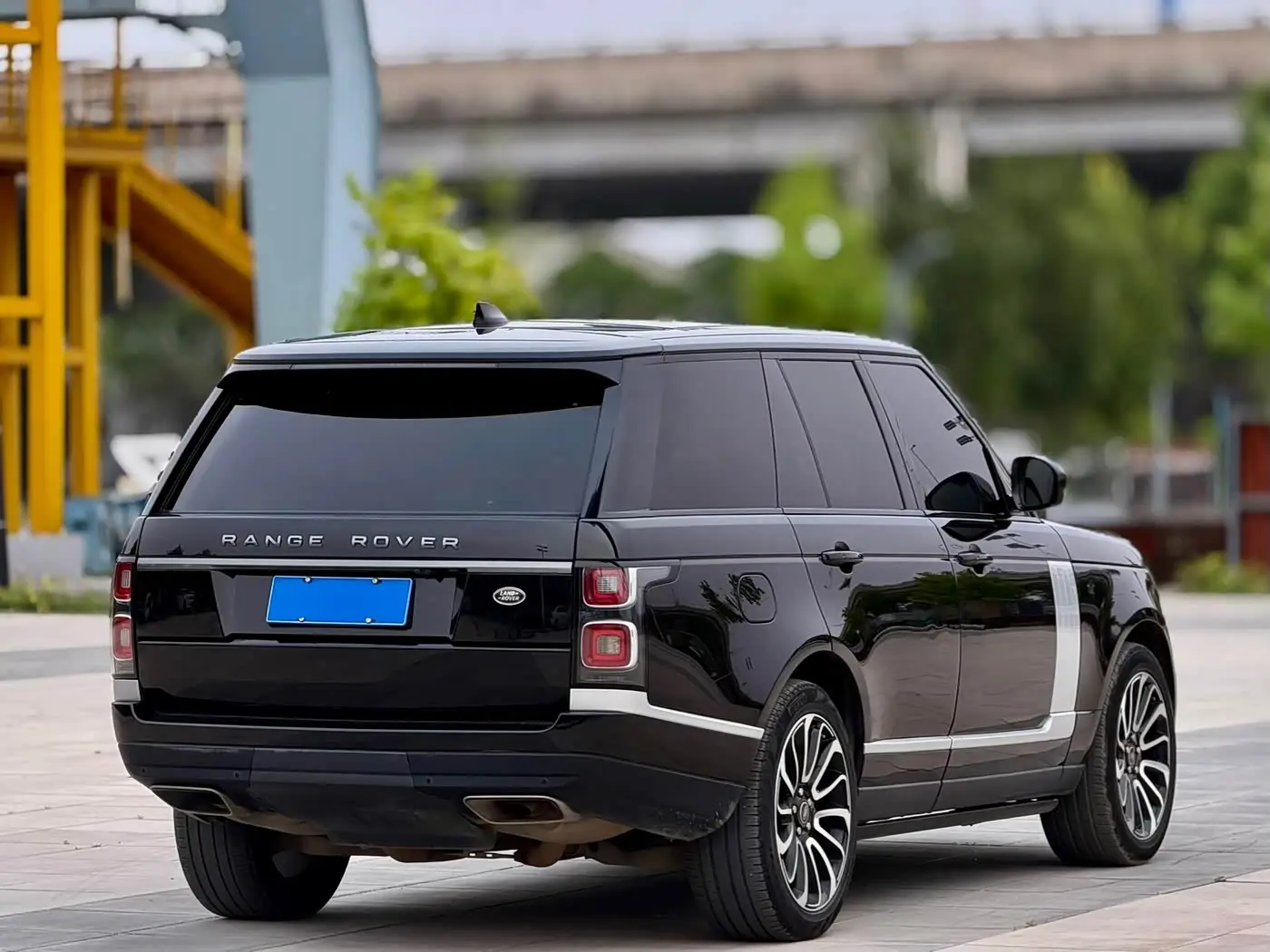 Land Rover Range Rover 2020 — Photo 6/15