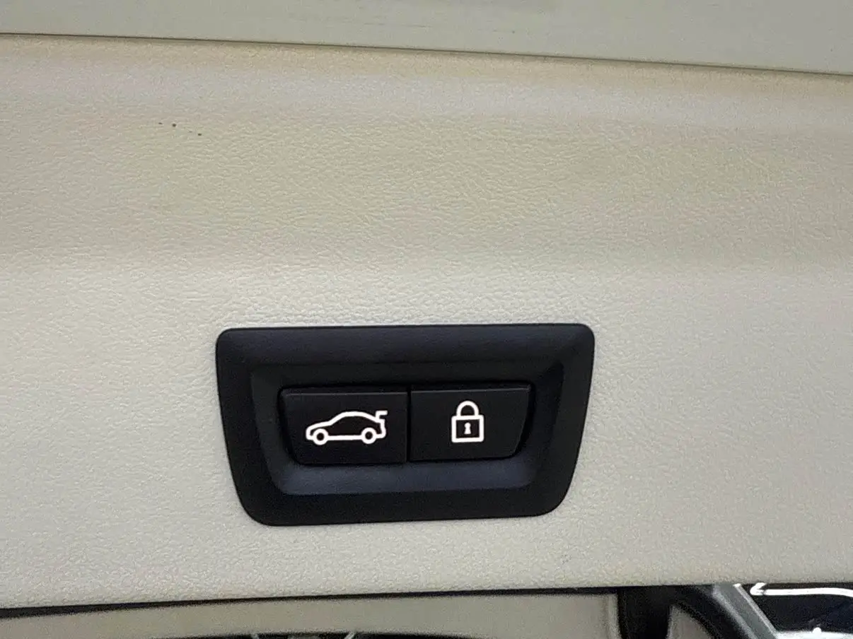 BMW X3 2022 — Photo 13/18