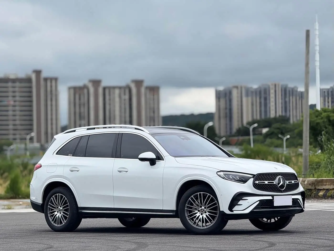 Mercedes-Benz GLC 2024 — Фото 3/20