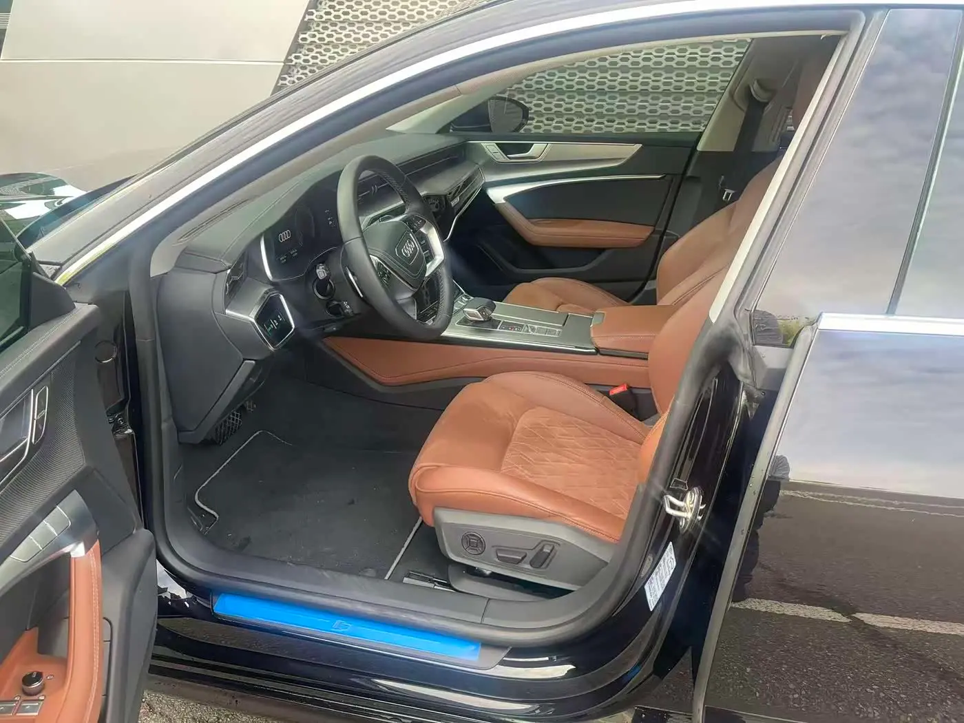 Audi A7L 2024 — Şəkil 3/10