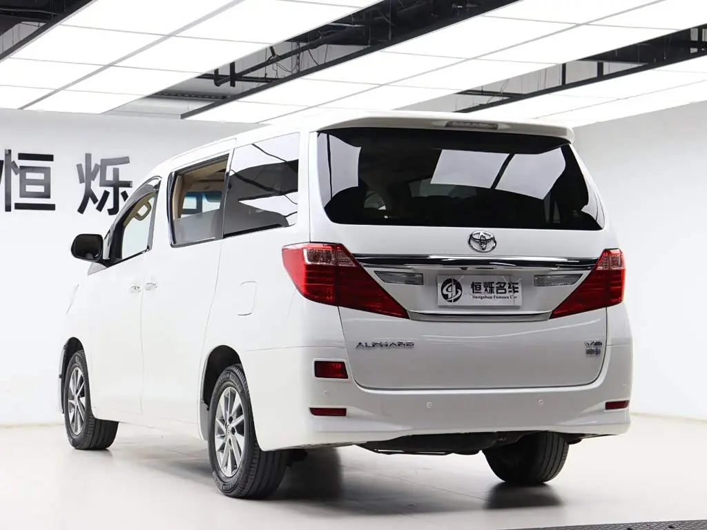 Toyota Alphard 2015 — Şəkil 2/20