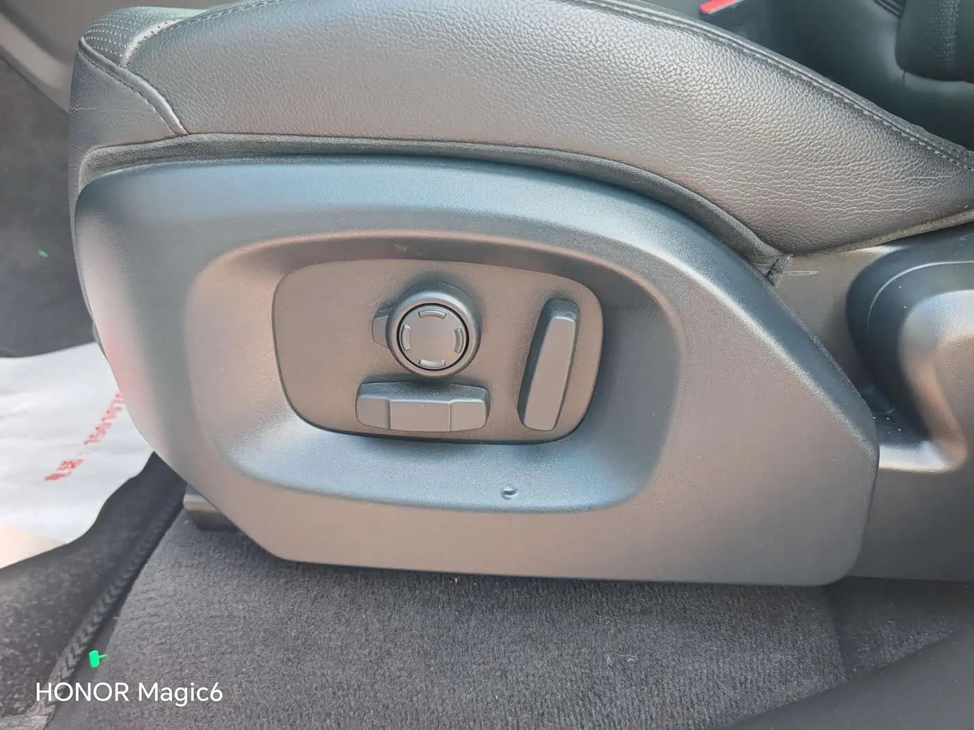 Land Rover Range Rover Sport 2016 — Photo 13/20